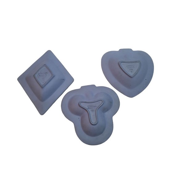 Vintage Wedgwood Blue Jasperware, Set of 3 Card Suit dishes - Picture 2 of 8